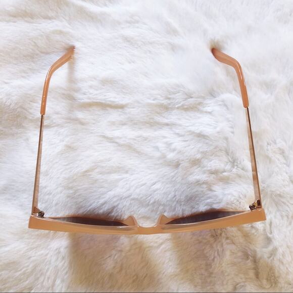 Hannah Clear Pink Oversized Cat Eye Sunglasses - Picture 5 of 10